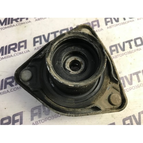 Опора переднего амортизатора Kia Ceed 2010-2012 546101H000